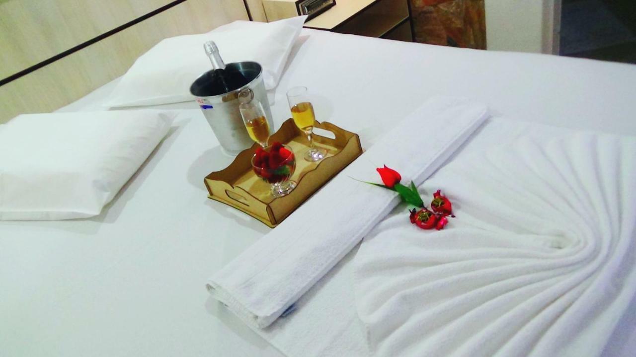 Serijum Hotel do amor *